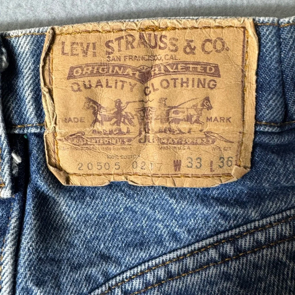 Vintage Levis 505 Regular Fit Straight Leg Jeans Blue  Made in USA 33x36